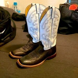 Tony Lama cowboy boots